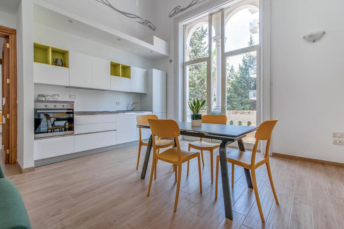 Residence De Franchis - Smart Apartments เลชเช ภายนอก รูปภาพ