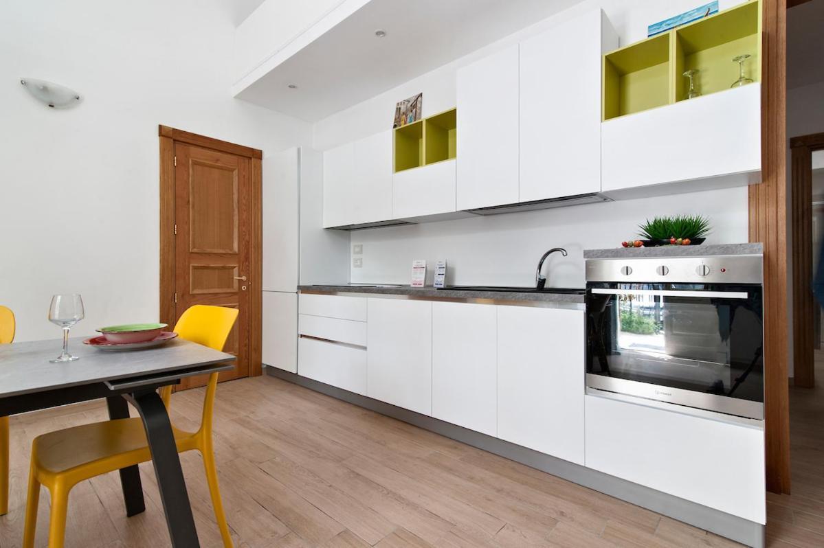 Residence De Franchis - Smart Apartments เลชเช ภายนอก รูปภาพ